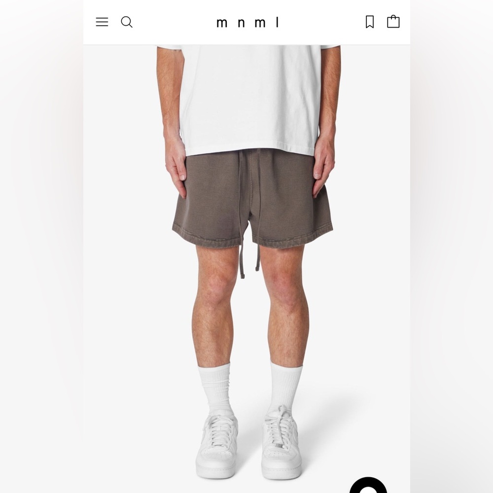 MNML Everyday shorts in BLACK